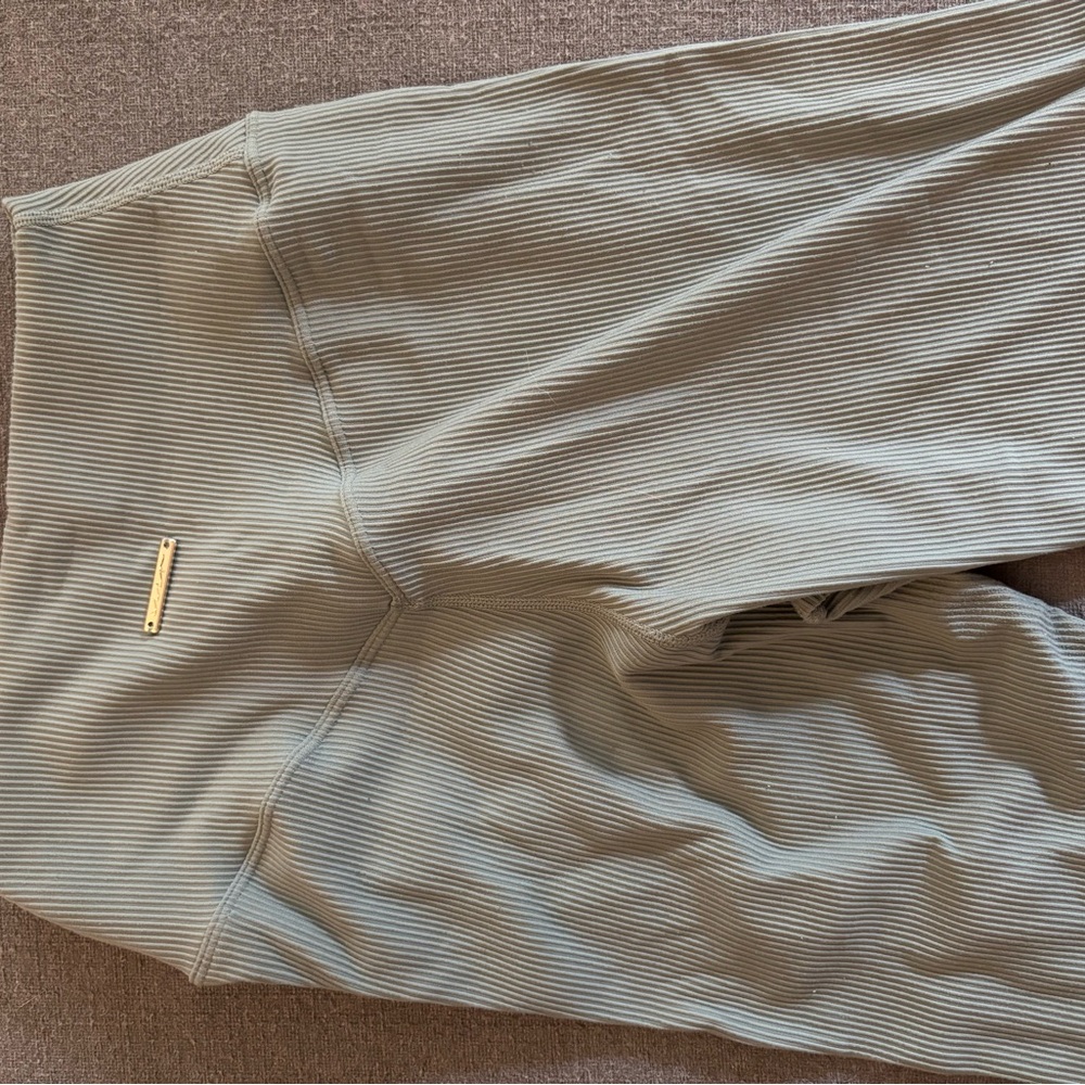 Ribbed High-Waist Leggings